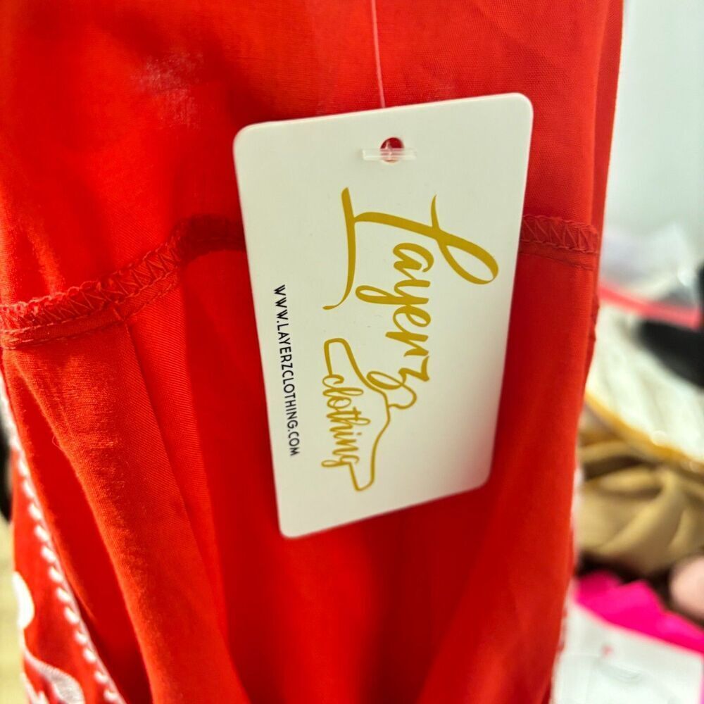 NWT Layerz Clothing Womens Red Boho Floral Embroidered Luxury Blouse Top Size XL - Picture 6 of 8